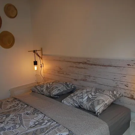 Fleurs Des Champs - Esc'appart *